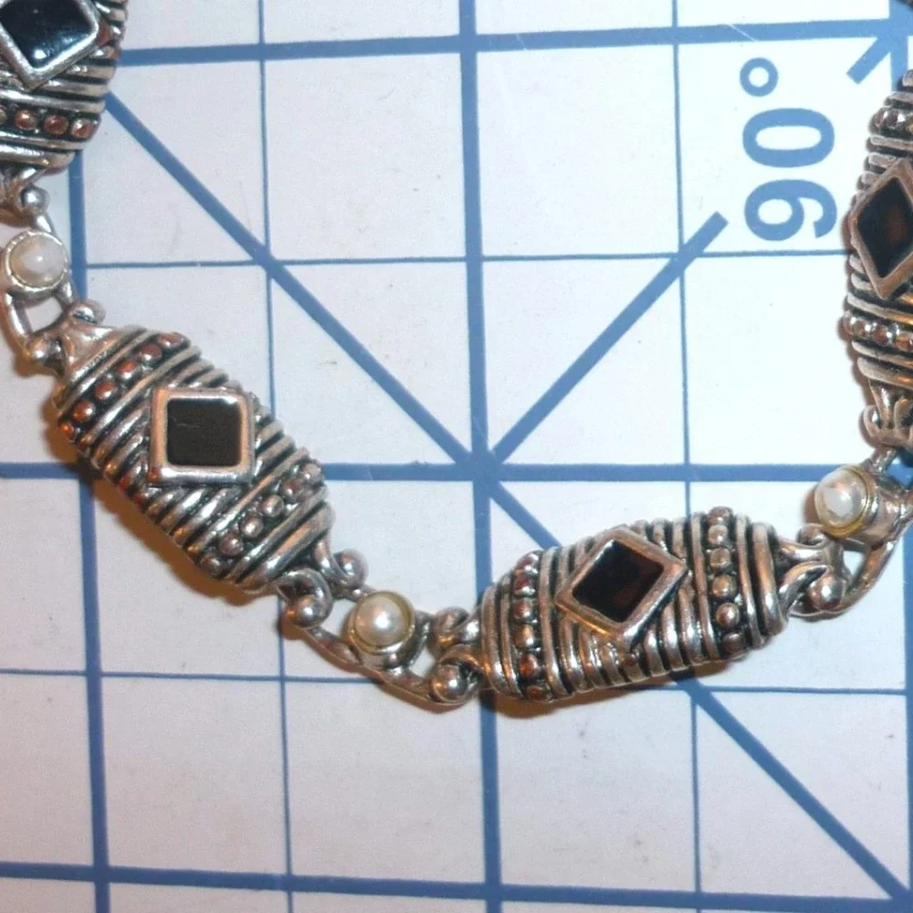 Vintage Magnetic Link Bracelet Silver Tone Black Onyx Faux Pearl 8 Inch Boho